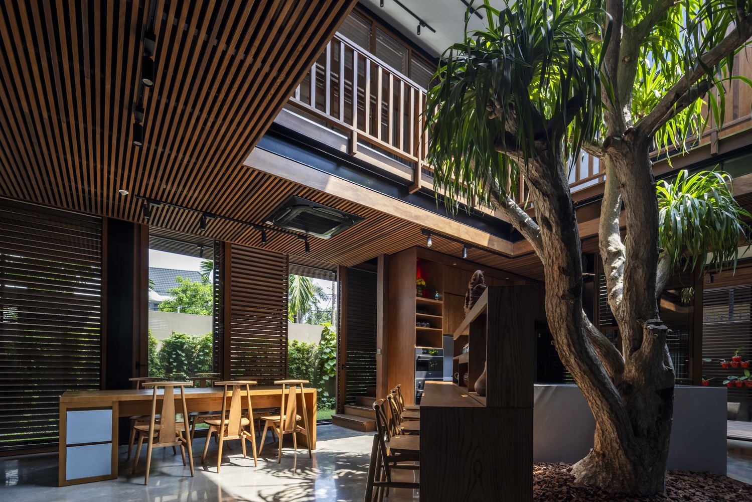 Nhà khung thép cửa chớp đơn giản mà hợp phong thủy-4