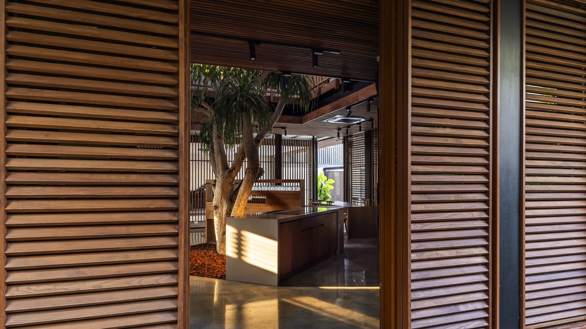 Nhà khung thép cửa chớp đơn giản mà hợp phong thủy-13