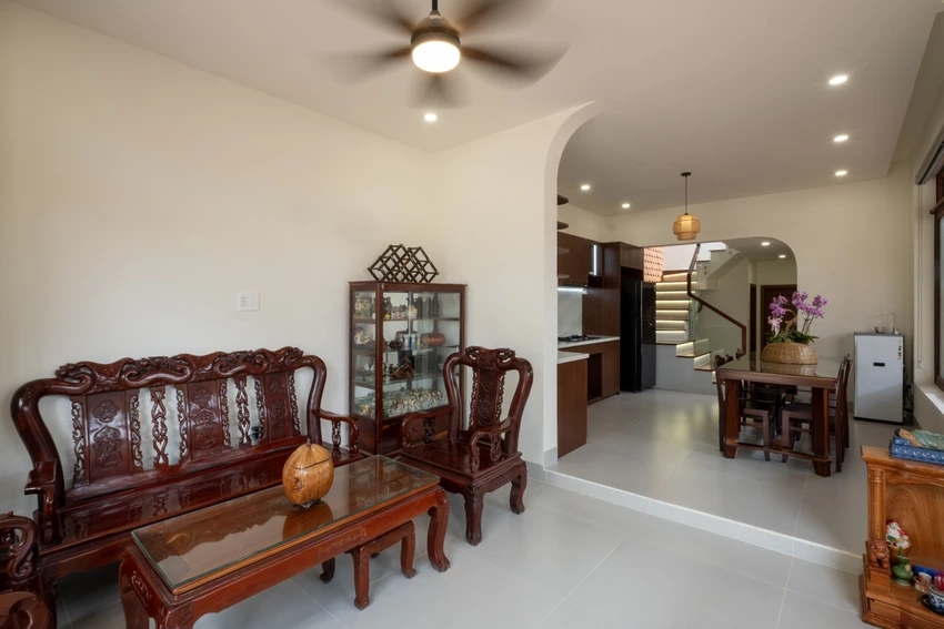 Ngôi nhà hiện đại với cảm hứng từ gạch nung truyền thống-8