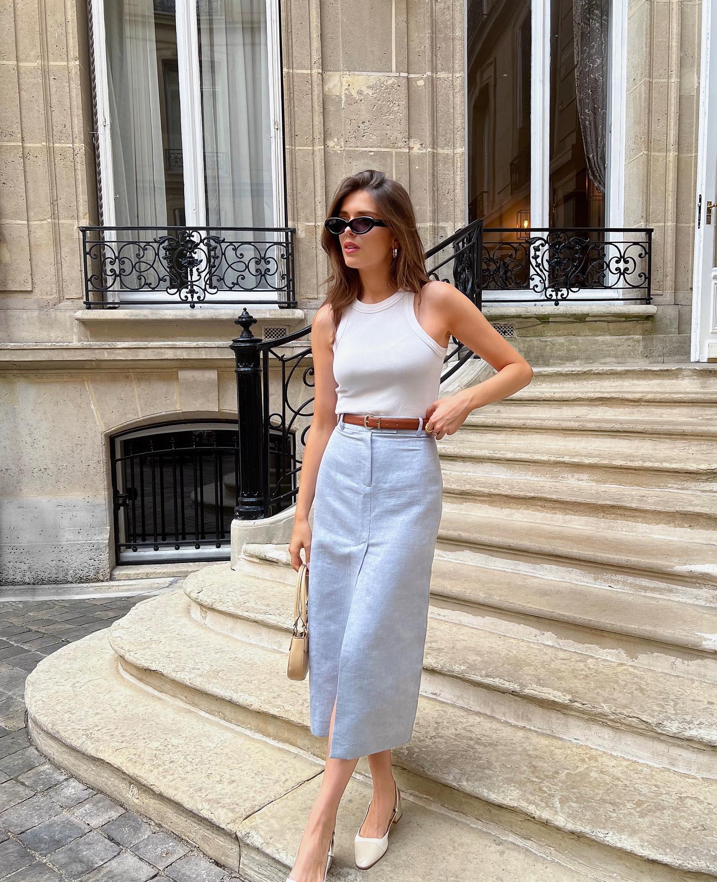 5 mẫu chân váy được phụ nữ Pháp yêu thích nhất mùa hè: Cứ mặc lên là sang trọng, tôn dáng cao ráo-10