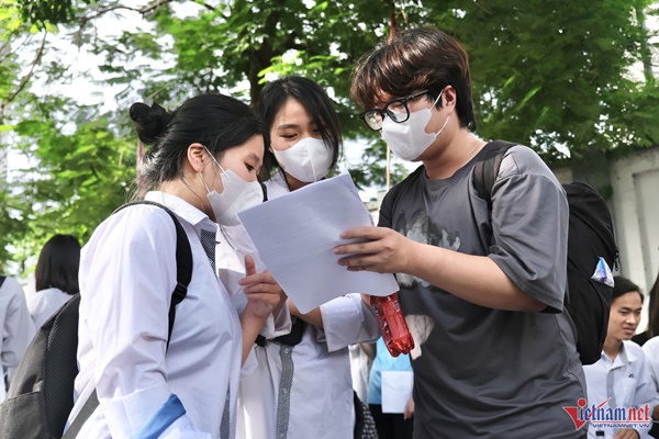9 thí sinh bị đình chỉ trong ngày đầu tiên thi tốt nghiệp THPT 2024-2