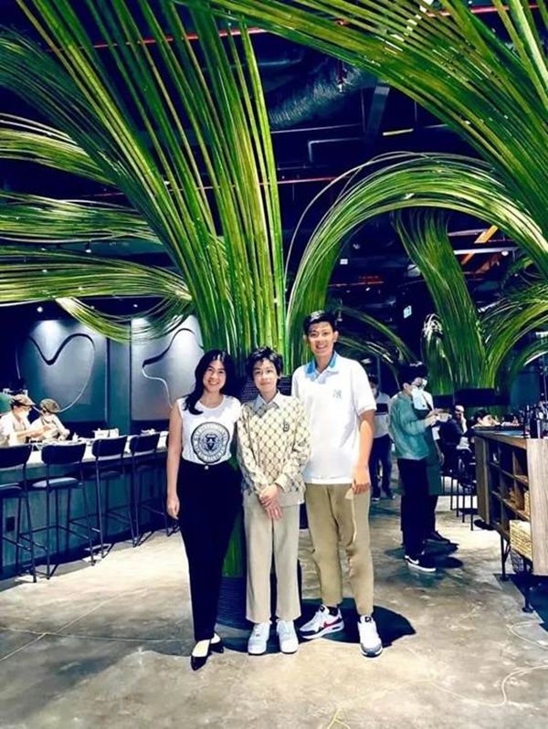 Diễn viên Kim Thư xinh đẹp, quyến rũ sau 12 năm ly hôn, ra đi trắng tay-8