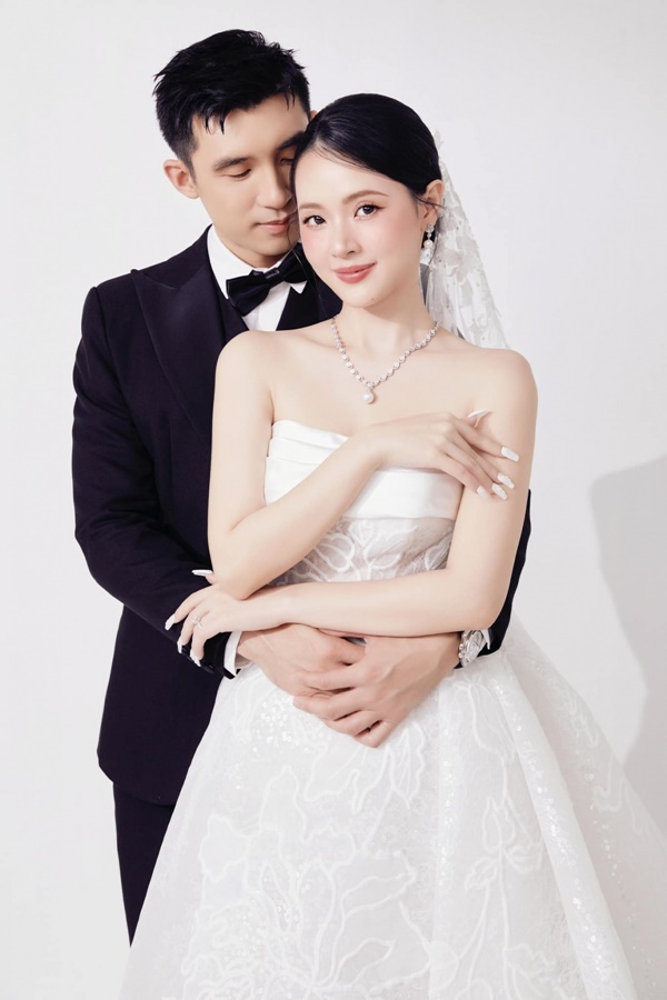 Midu tình tứ với chồng thiếu gia trong bộ ảnh cưới trước thềm hôn lễ-3