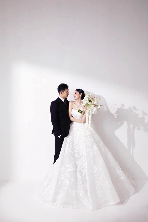 Midu tình tứ với chồng thiếu gia trong bộ ảnh cưới trước thềm hôn lễ-4