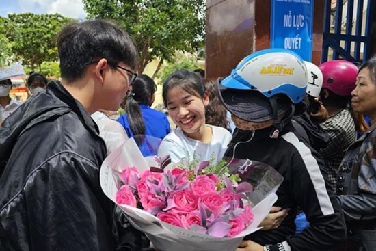 Những tình huống bất ngờ ‘khó đỡ’ khi thí sinh rời phòng thi