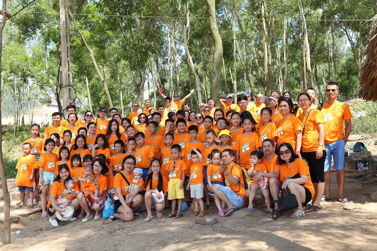 Đại gia đình ở Hà Nội có hơn 300 người, mỗi lần đi chơi tưởng cả công ty-5