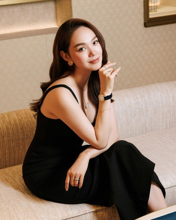 Minh Hằng tận hưởng cuộc sống viên mãn sau 2 năm kết hôn-8