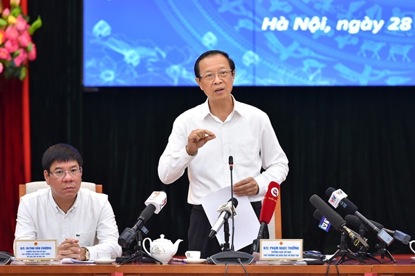 Kỳ thi tốt nghiệp THPT 2024 ‘nhẹ nhàng’, chờ đổi mới từ năm sau-2