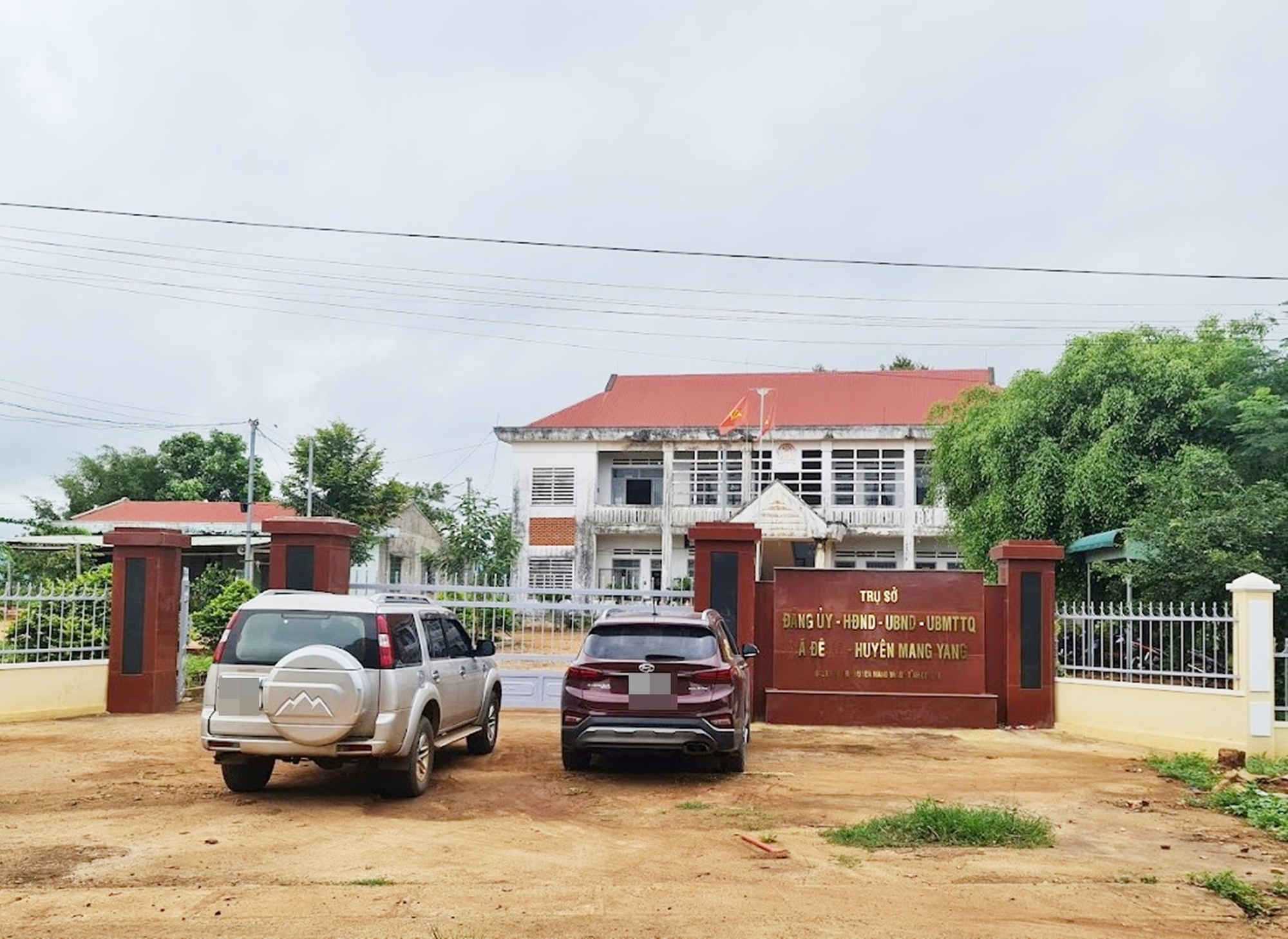 Chỉ huy trưởng ban chỉ huy quân sự xã tổ chức tiệc ma túy tại cơ quan-1