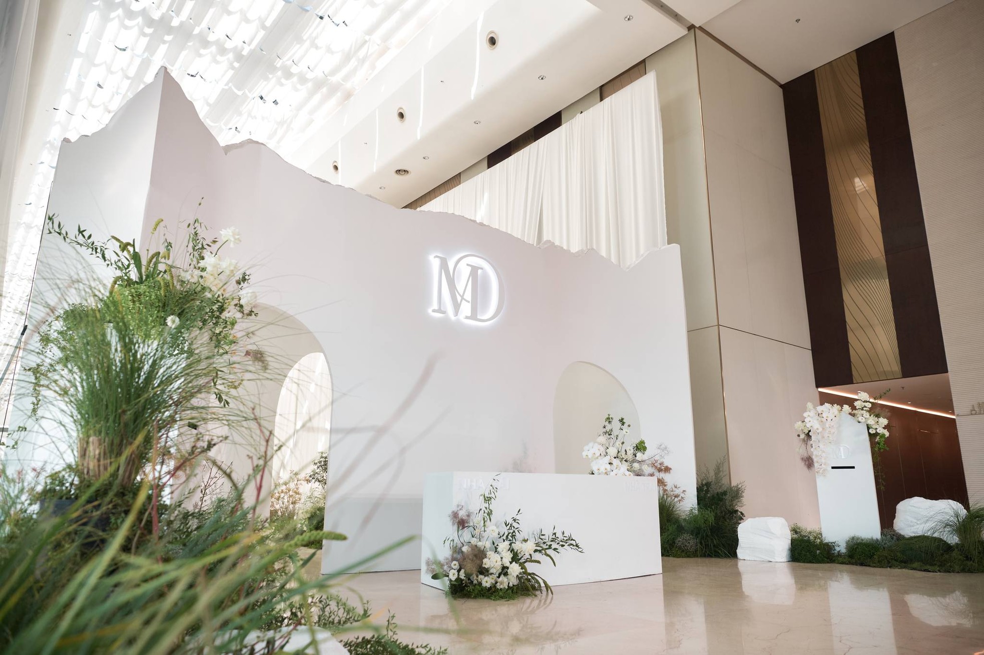 Bên trong đám cưới cấm trẻ em đến của Midu và chồng thiếu gia-17