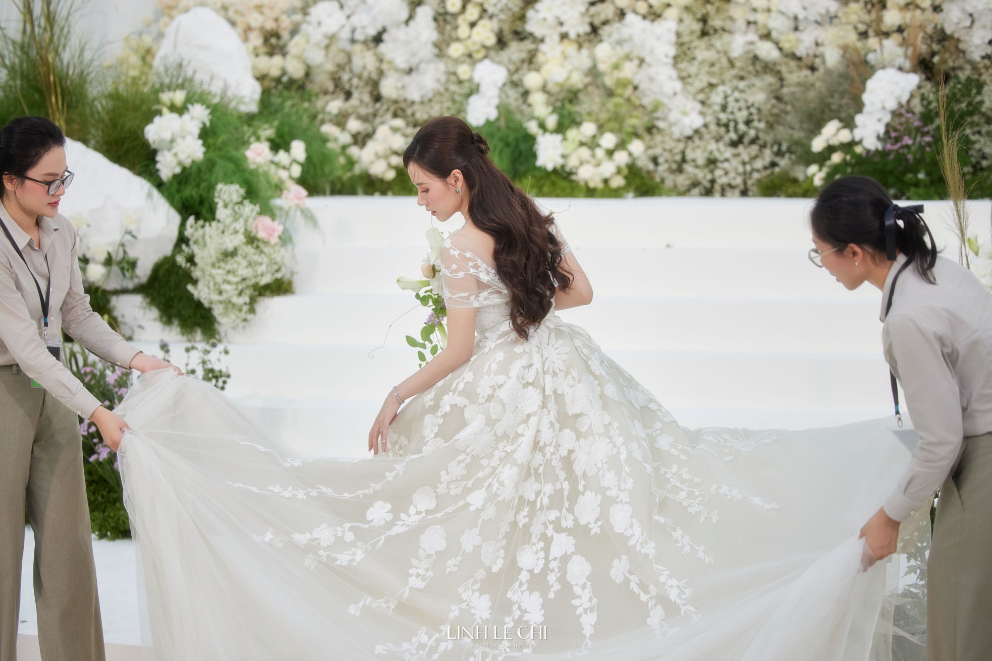 Bên trong đám cưới cấm trẻ em đến của Midu và chồng thiếu gia-24