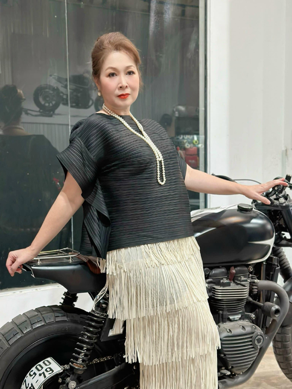 NSND Hồng Vân giờ ra sao sau 3 năm vướng ồn ào quảng cáo sản phẩm sai sự thật?-3