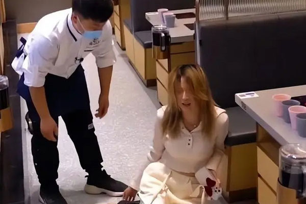 Cô gái cao 1m75 khiến chàng trai vừa gặp đã muốn ‘đưa tiền cho vợ giữ’-3