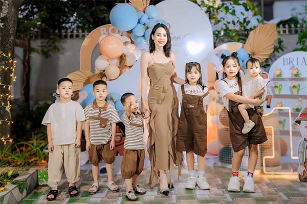 Nữ cơ phó Việt nhìn thấy sao băng từ buồng lái, tiết lộ đặc quyền của phi công-14
