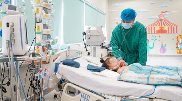 Bé gái 7 tuổi ở Yên Bái suy thận mạn giai đoạn cuối, bà nội 56 tuổi đã quyết tâm làm việc ý nghĩa này-1