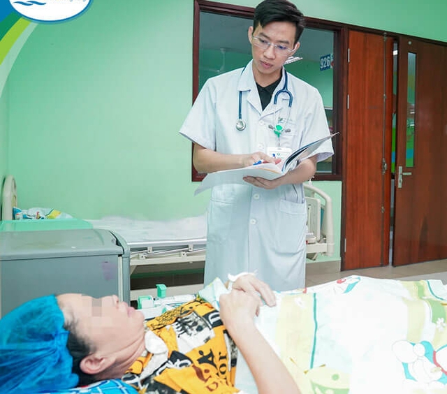 Bé gái 7 tuổi ở Yên Bái suy thận mạn giai đoạn cuối, bà nội 56 tuổi đã quyết tâm làm việc ý nghĩa này-2