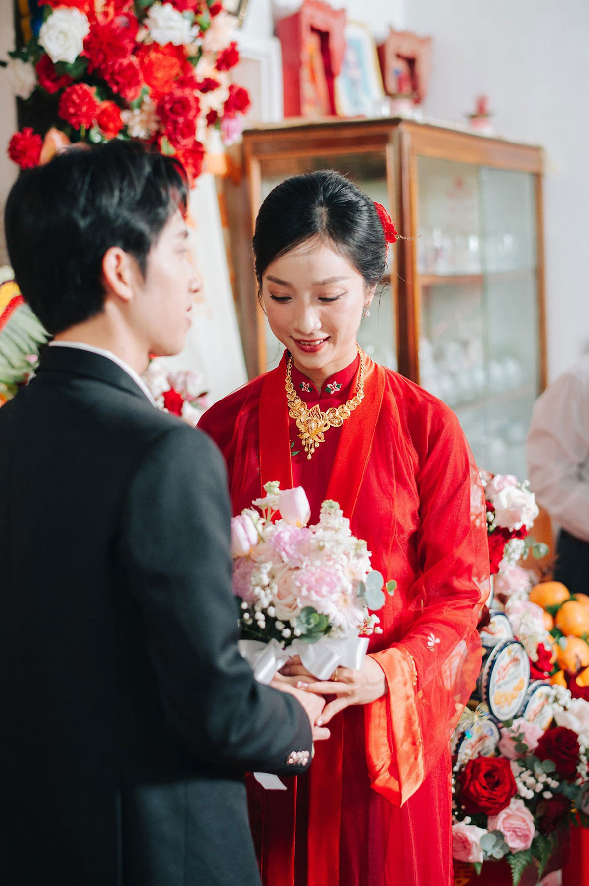 Chuyện tình 10 năm của cặp đôi gương vỡ lại lành, cùng nhau thành tiến sĩ-4