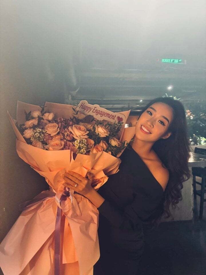Hoa hậu Khánh Vân lộ diện sau khi được cầu hôn-1