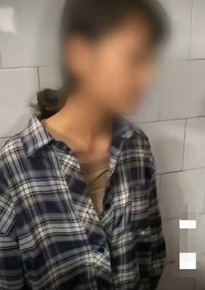 Vô tình xem video trên mạng, ông bố tá hoả biết nguyên nhân con gái cấp 2 bị tâm thần, lập tức báo cảnh sát-2