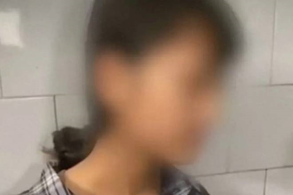 Hiếm hoi lộ ảnh con gái của Hoa hậu kín tiếng nhất nhì Việt Nam Thuỳ Lâm, 11 tuổi nhan sắc dự nối ngôi mẹ-9