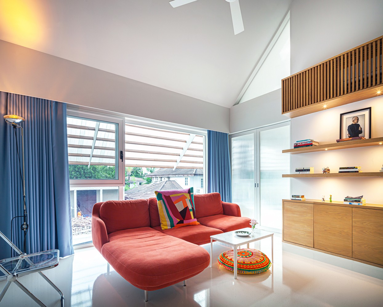 Độc lạ ngôi nhà nửa kín nửa hở giữa thành phố-4