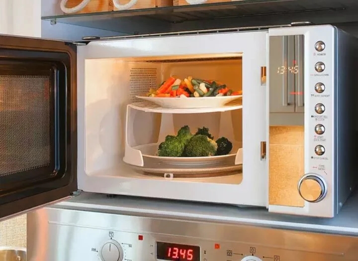 Dùng lò vi sóng xong có nên rút phích điện?-2