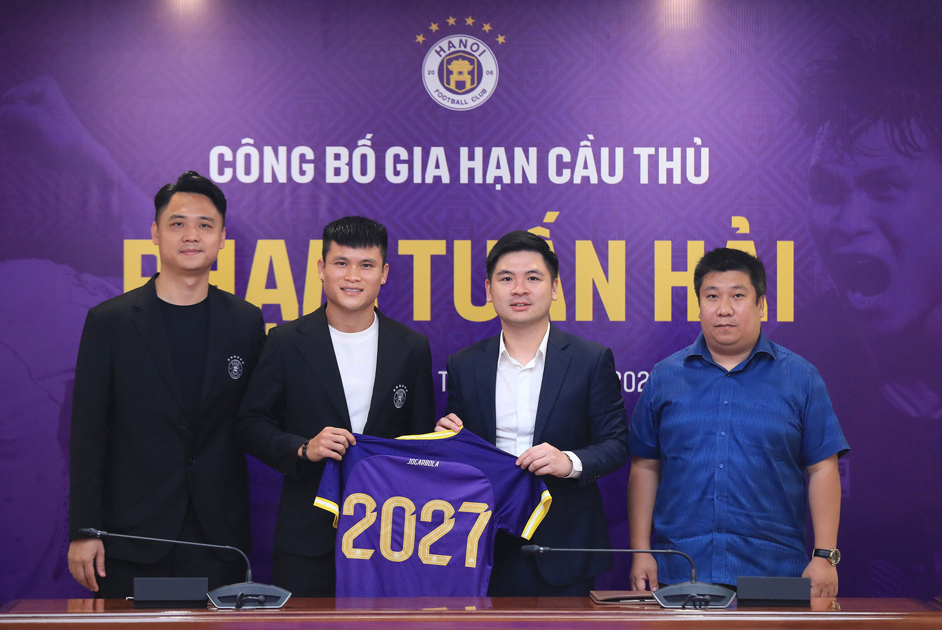 Tuấn Hải gia hạn 3 năm với Hà Nội FC, có thể sang Nhật Bản thi đấu-1