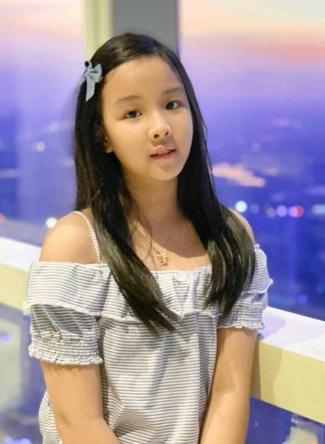 Hiếm hoi lộ ảnh con gái của Hoa hậu kín tiếng nhất nhì Việt Nam Thuỳ Lâm, 11 tuổi nhan sắc dự nối ngôi mẹ-3