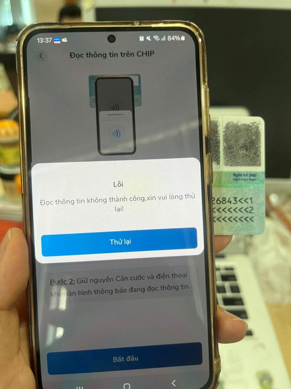 Hàng loạt khách hàng gặp trục trặc trong ngày đầu áp dụng xác thực sinh trắc học khi chuyển tiền-1