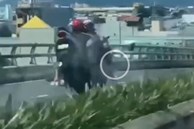 'Nữ ninja' gây họa khi chạy xe máy ngược chiều trên cầu vượt ở Đà Nẵng