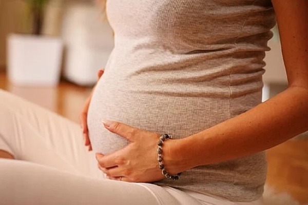 Nữ giới có tử cung yếu, dễ mắc bệnh thường làm 4 việc, điều cuối cùng ít ai ngờ tới-4