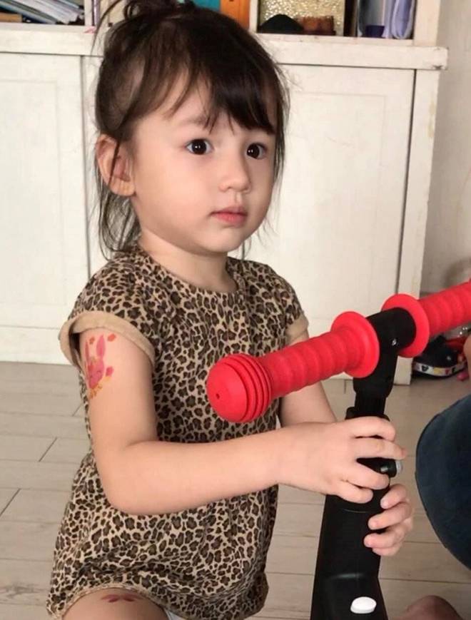 Con trai Lệ Quyên vừa được mẹ tặng biệt thự 38 tỷ ở Mỹ, giờ được hứa hôn với cô gái lai Tây xinh xắn-5