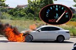Đồng hồ nhiệt độ trên táp lô có báo trước được xe bạn sắp cháy?