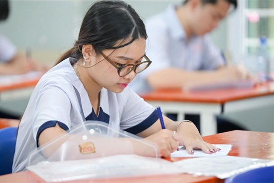 Đáp án chính thức môn Toán thi tốt nghiệp THPT năm 2024