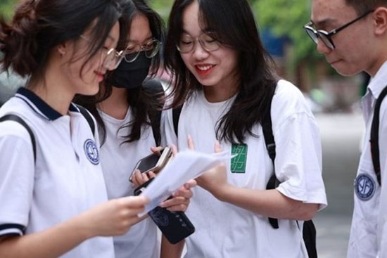 Đáp án bài tổ hợp Khoa học Tự nhiên thi tốt nghiệp THPT 2024