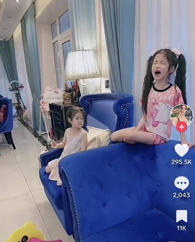 Con gái Đoàn Di Băng mắc hội chứng hiếm, cộng đồng mạng xôn xao chắc nhà giàu mới bị-4