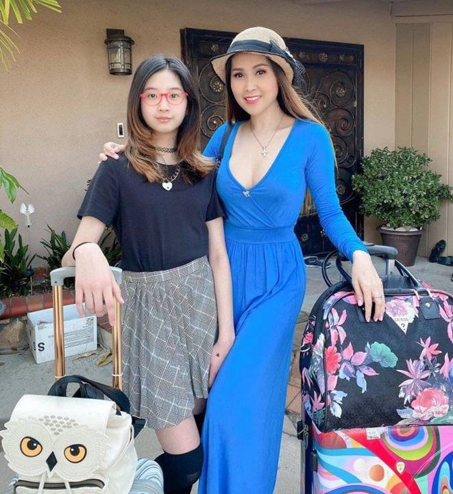 Nữ diễn viên Gái nhảy” làm mẹ đơn thân, con gái dậy thì cao 1m7 xinh như mộng, được học cẩn thận bên Mỹ-3