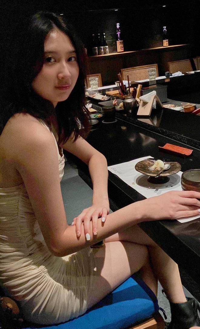 Nữ diễn viên Gái nhảy” làm mẹ đơn thân, con gái dậy thì cao 1m7 xinh như mộng, được học cẩn thận bên Mỹ-5