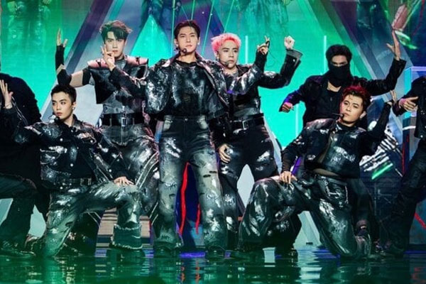 Chuyện tình đặc biệt của ông chú lớn tuổi nhất show Anh trai vượt ngàn chông gai”-12