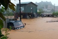 Mưa lớn gây ngập lụt và sạt lở nhiều nơi tại Hà Giang