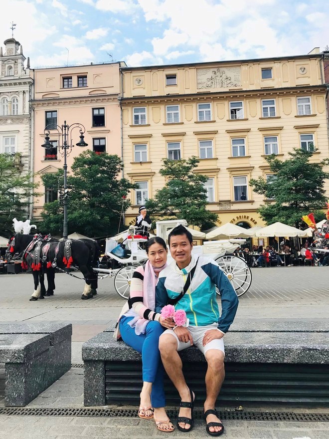 Chuyện tình đặc biệt của ông chú lớn tuổi nhất show Anh trai vượt ngàn chông gai”-8