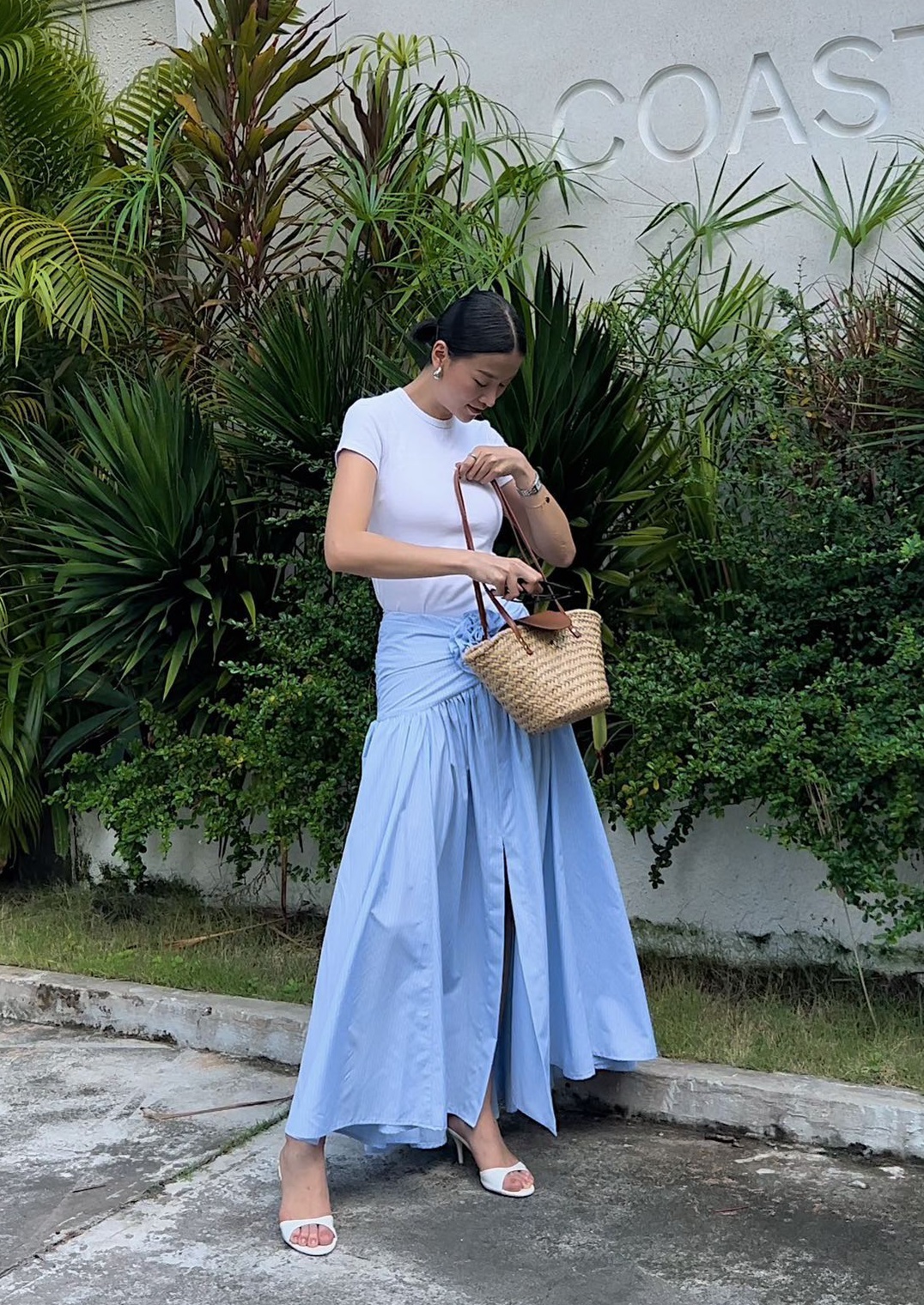 10 cách phối đồ với áo trắng giúp vẻ ngoài vừa sang vừa trẻ ra vài tuổi-1