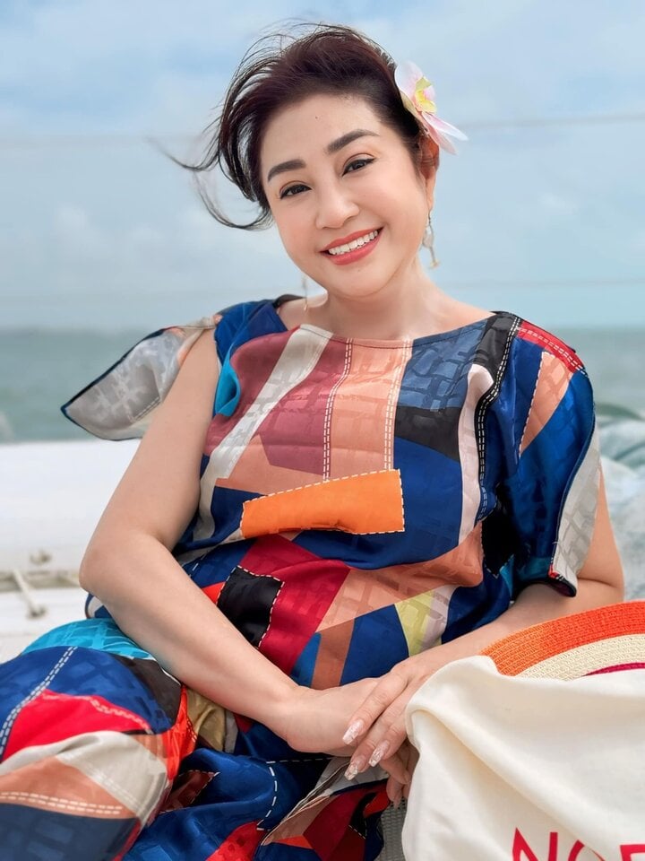 Người yêu đầu tiên của vua cải lương Kim Tử Long giờ ra sao?-8