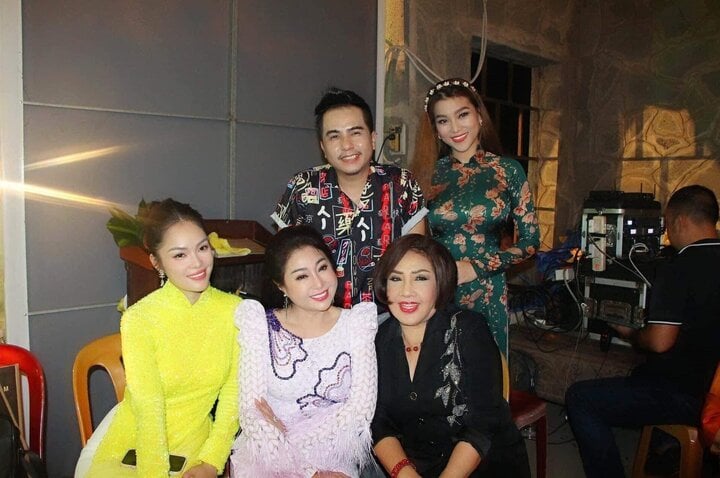 Người yêu đầu tiên của vua cải lương Kim Tử Long giờ ra sao?-6