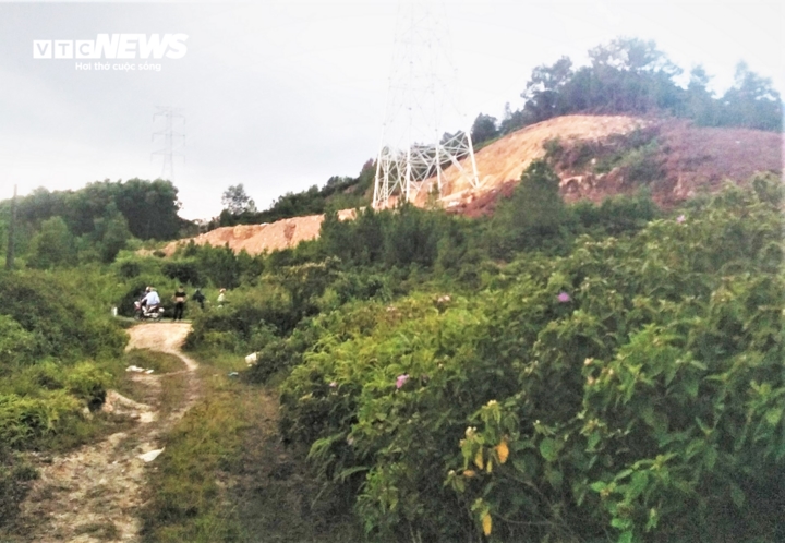 Phát hiện thi thể người đàn ông cùng 10 lá thư tuyệt mệnh-1