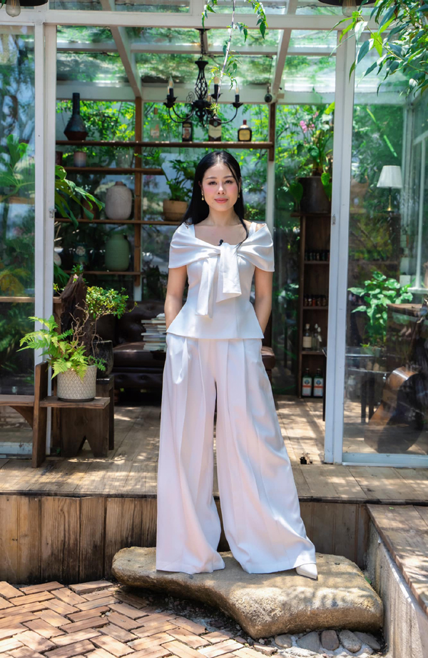 Thân thế ít biết của nữ diễn viên vừa vướng ồn ào là tiểu tam-1