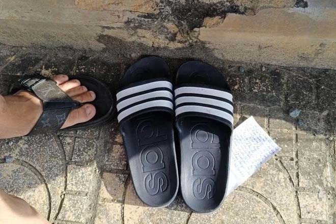 Hà Nội: Phát hiện đôi dép và lá thư của nam thanh niên gửi lại một cô gái ở cạnh hồ-1