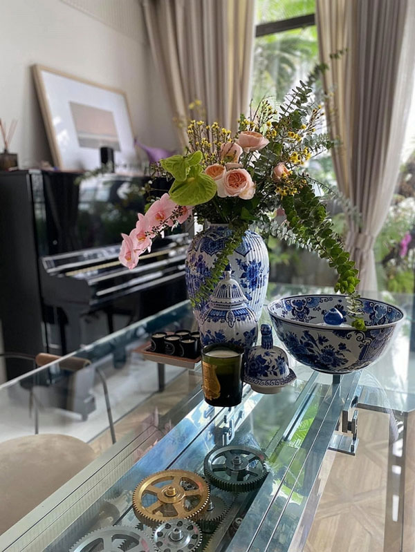 Vợ Tùng Dương hiếm hoi xuất hiện công khai bên chồng, căn nhà đang ở không quái như nhiều người vẫn tưởng-13