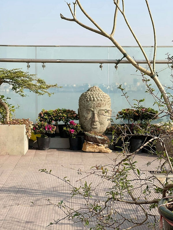 Vợ Tùng Dương hiếm hoi xuất hiện công khai bên chồng, căn nhà đang ở không quái như nhiều người vẫn tưởng-18