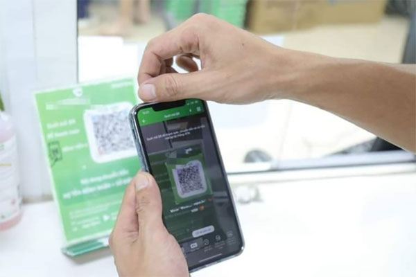 Cảnh báo thủ đoạn lừa đảo rất mới: Quét mã QR code để nhận tiền-5